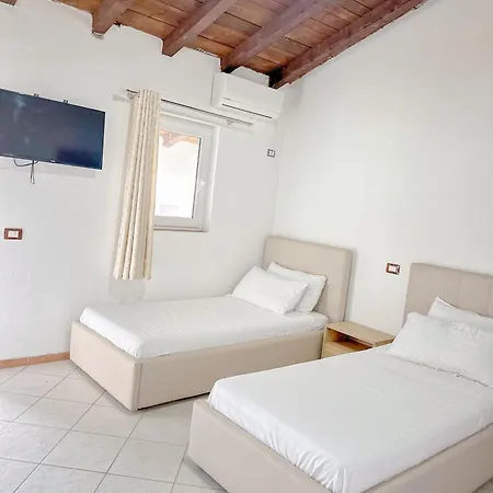 Off-Road Golem Guest house Golem (Tirana)