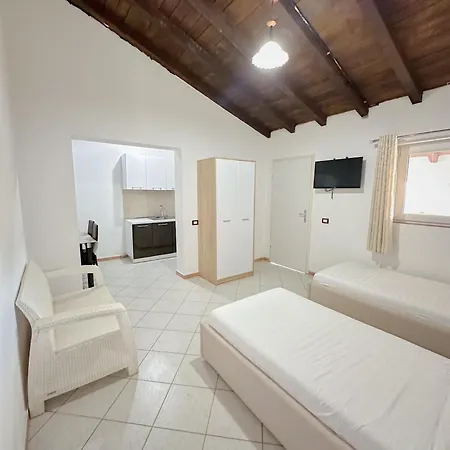 Guest house Off-Road Golem Golem (Tirana)